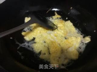 【天津】蒜薹炒鸡蛋的做法步骤：5