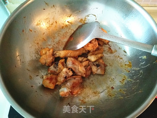 【东北】鸡腿烧莴笋胡萝卜的做法步骤：3