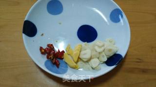 【湖北】黄陂熏干炒荷兰豆的做法步骤：3