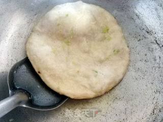 【山东】葱油饼的做法步骤：7