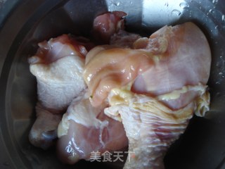 【四川】辣子鸡的做法步骤：1