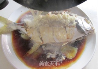 【山东】清蒸银鲳鱼的做法步骤：9