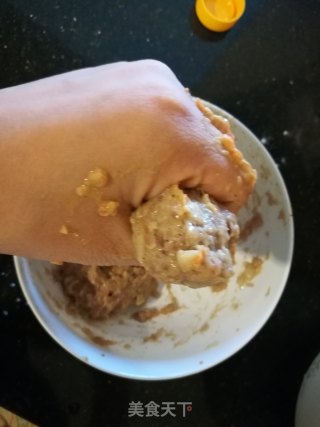 【山西】炸牛肉丸子的做法步骤：12