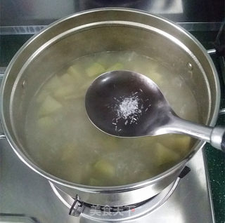 【江苏】青萝卜排骨汤的做法步骤：8