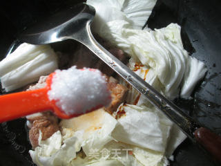 【宁波】魔芋白菜煮排骨的做法步骤：9