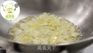 芋头焖鸭，鸭肉这样做才软烂好嚼易吸收│威厨艺的做法步骤：5