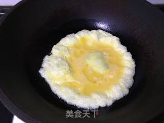 【广东】清炒鸡蛋豆腐韭黄的做法步骤：2