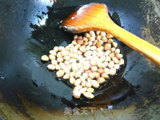 【苏州】花生米拌豆干儿的做法步骤：4