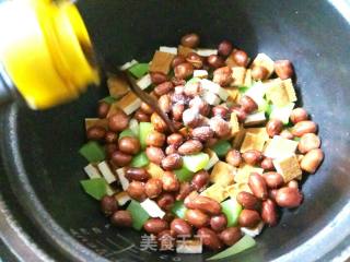 【苏州】花生米拌豆干儿的做法步骤：8