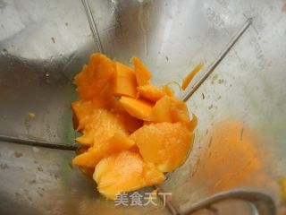 【苏州】芒果酸奶昔的做法步骤：3