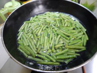 【苏州】砂锅肉末豆角的做法步骤：6