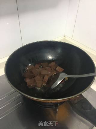 【东北】炒猪血的做法步骤：3