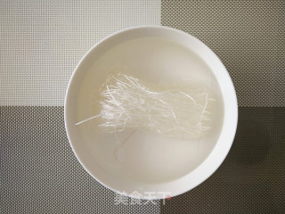 【东北】肉末粉丝茄子煲的做法步骤：1