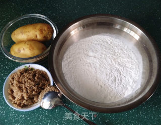 【江苏】土豆糯米饼的做法步骤：1