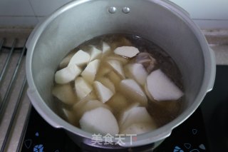 山药萝卜炖羊肉的做法步骤：8