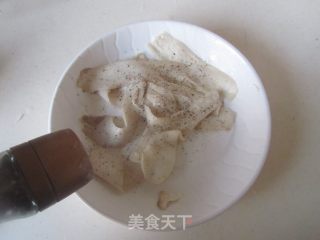 【湖北】杏鲍菇培根卷的做法步骤：4