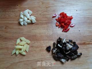 【广东】冬菇蒸排骨的做法步骤：3