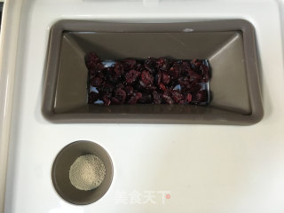 蔓越莓面包的做法步骤：2