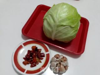 手撕包菜的做法步骤：1