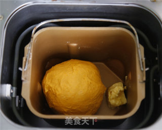 萌你一脸的猪鸡小餐包的做法步骤：4