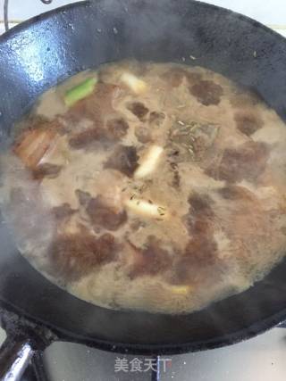 肉夹馍的做法步骤：7