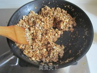 【湖北】芝麻花生糖的做法步骤：11