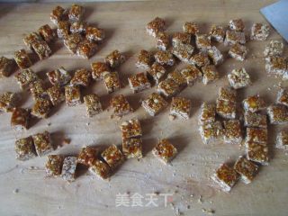 【湖北】芝麻花生糖的做法步骤：14