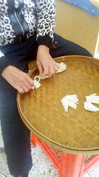 【梅州】客家馓子的做法步骤：4