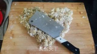 【东北】 猪肉酸菜馅儿饺子的做法步骤：2