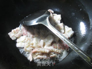 【宁波】菠菜炒虾蛄的做法步骤：3