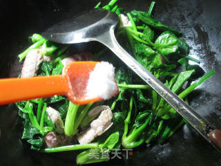 【宁波】菠菜炒虾蛄的做法步骤：6