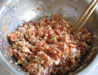 【河南】玫瑰花煎饺的做法步骤：1