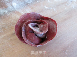 【河南】玫瑰花煎饺的做法步骤：7