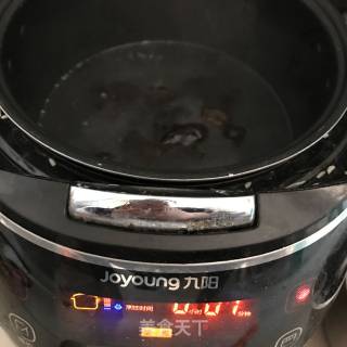 【山东】凉拌芹菜腐竹的做法步骤：3