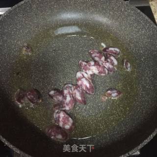 【金华】腊肠炒年糕的做法步骤：4