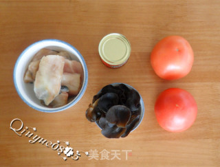 【河北】木耳番茄鱼片汤的做法步骤：1