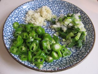 【四川】芽菜炒肉末的做法步骤：2