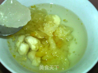 【广东】马蹄枇杷银耳羹的做法步骤：4