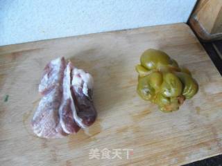 【东北】榨菜肉末的做法步骤：1