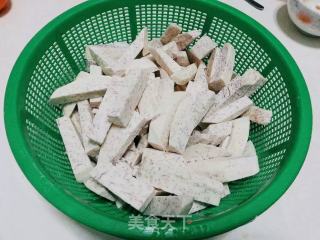 【广东】橙汁香芋的做法步骤：2