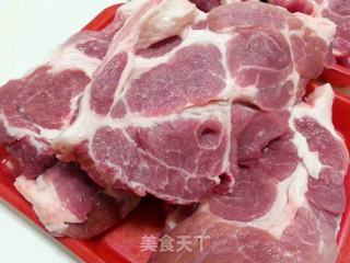 【广东】鸿运当头《红烧狮子头》的做法步骤：1