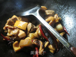 【宁波】墨鱼鲞烧五花肉的做法步骤：12