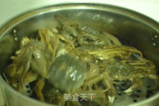 清蒸大闸蟹的做法步骤：2