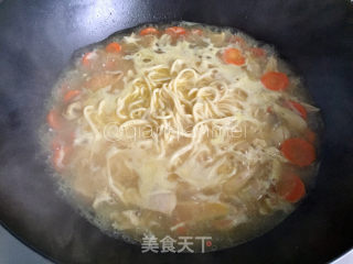 【山东】鸡肉咖喱面的做法步骤：6