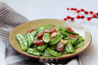 【广东】腊味荷兰豆的做法步骤：11