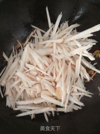【河北】杏鲍菇炒肉丝的做法步骤：7