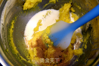坚果迷迭香蛋糕——德普烘焙实验室的做法步骤：3
