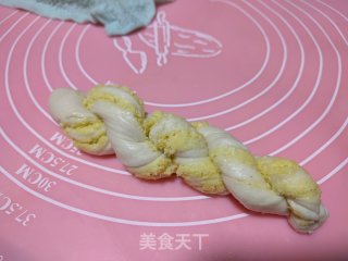 汤种椰蓉面包卷的做法步骤：22