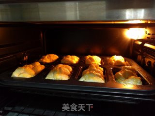 汤种椰蓉面包卷的做法步骤：26