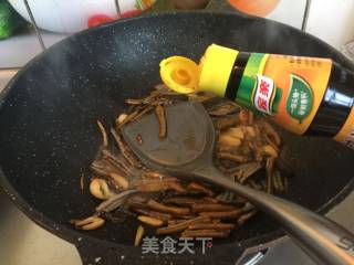 【上海】响油鳝丝的做法步骤：6